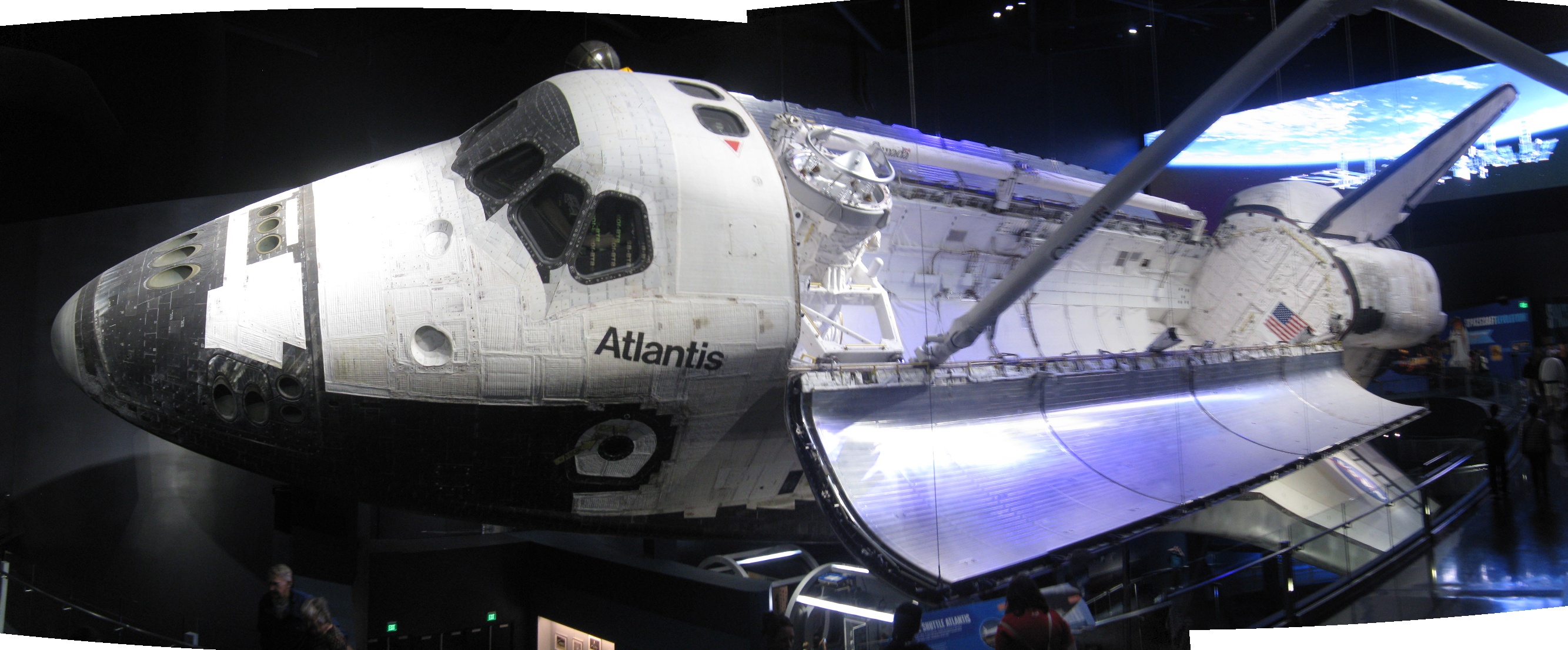 Shuttle-Atlantis-panorama1